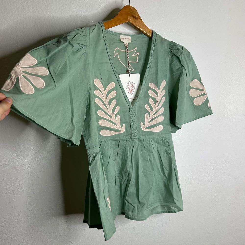 NWT Ex Voto 100% Cotton Chloe Short Sleeve Blouse in Green - Picture 6 of 16